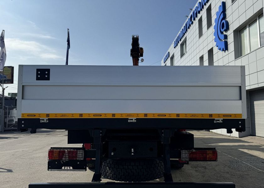 Бортовой автомобиль  FAW CA 3250  с КМУ HORYONG HRS 216